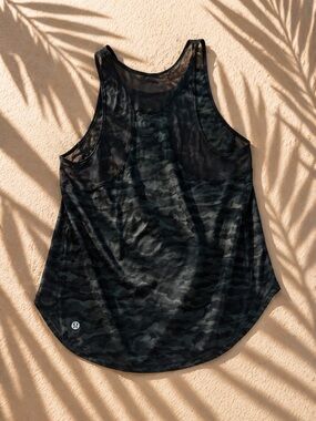 Lululemon Sculpt II Tank Top Sequoia Camo Print Deep Coal Black Size 6 High Neck